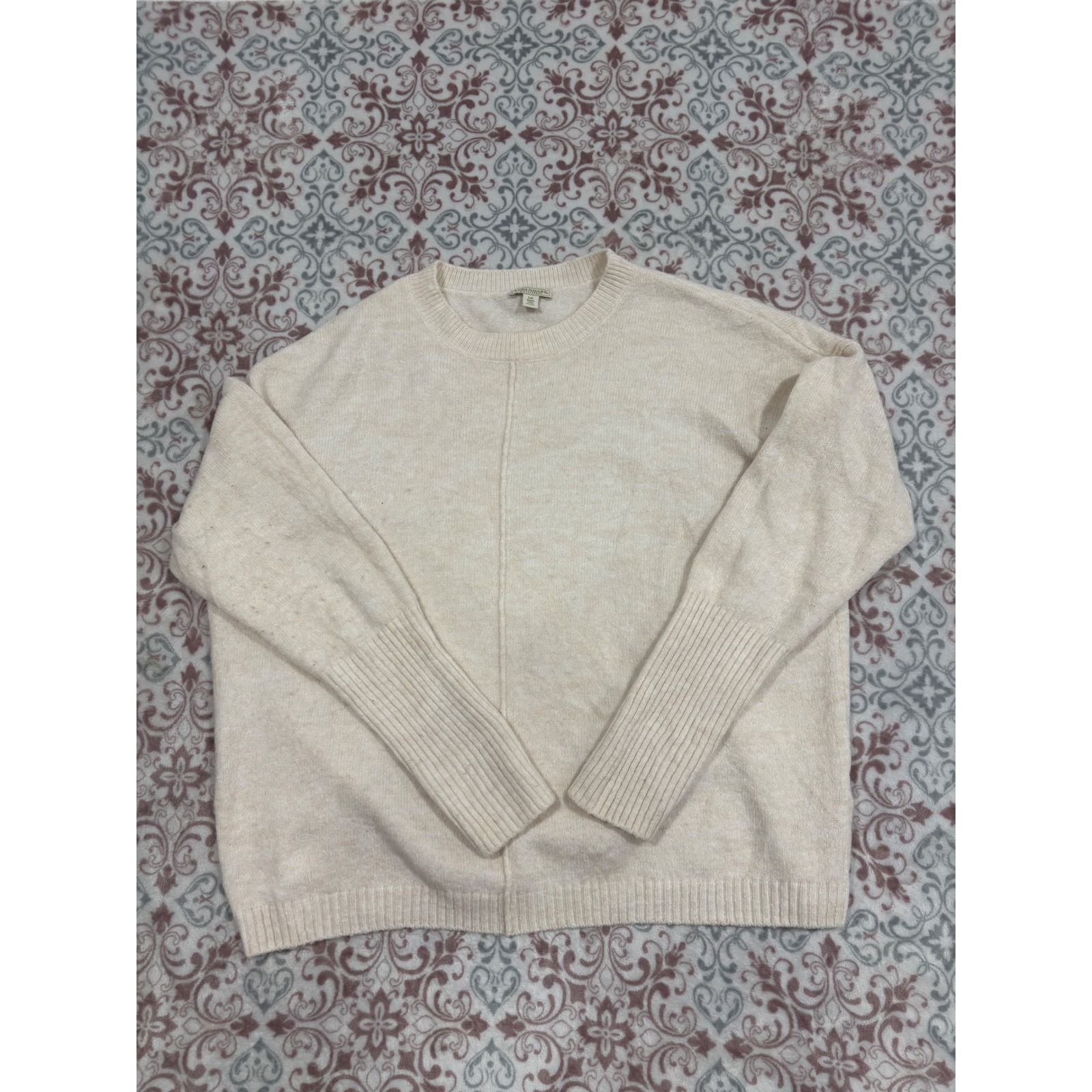 Legendary Outfitters Cream Oatmeal Crewneck Sweater Large Center Seam Ribbed Cuf